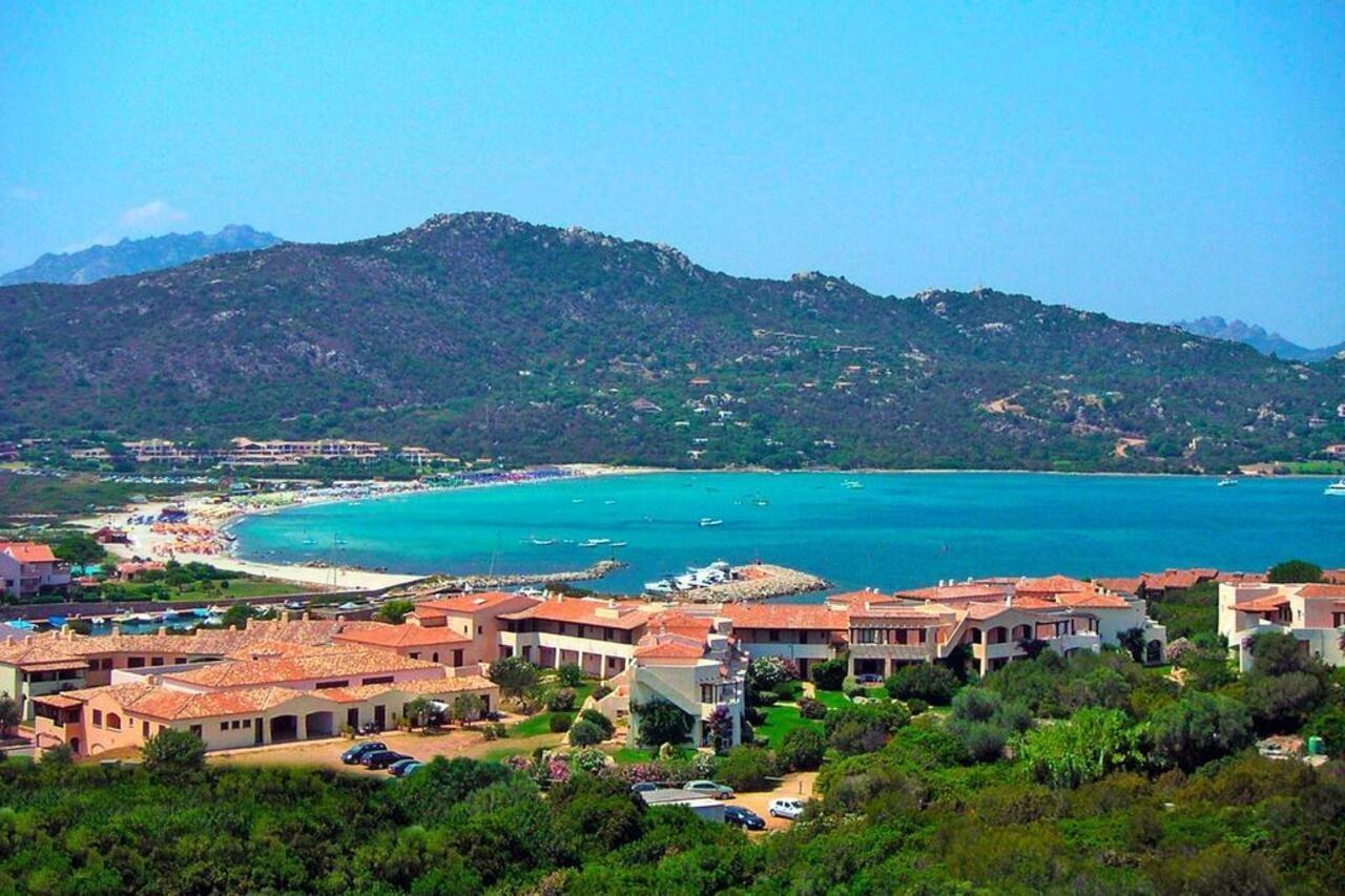Aparthotel Le Corti Di Marinella à Marinella  Extérieur photo