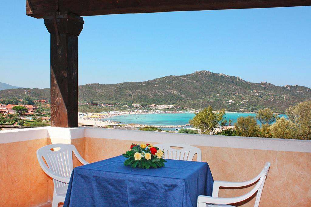 Aparthotel Le Corti Di Marinella à Marinella  Extérieur photo