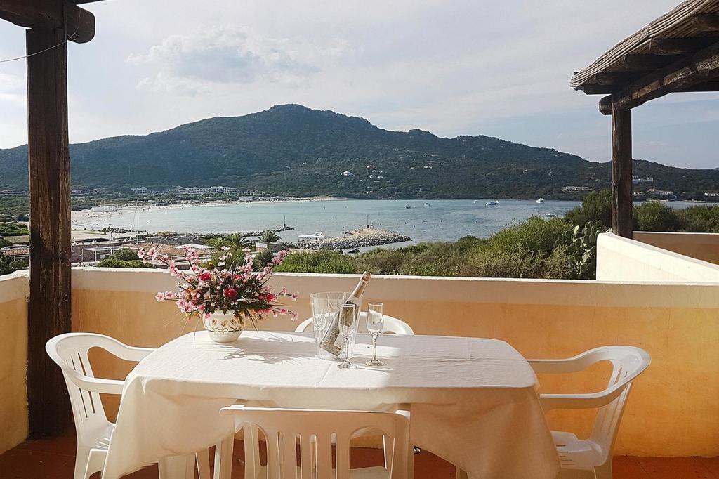 Aparthotel Le Corti Di Marinella à Marinella  Extérieur photo