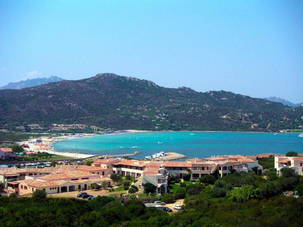 Aparthotel Le Corti Di Marinella à Marinella  Extérieur photo